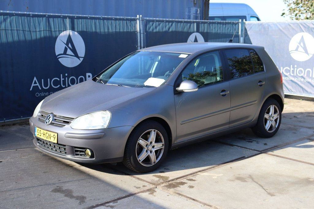 Passenger car Volkswagen Golf Diesel 140hp 2008