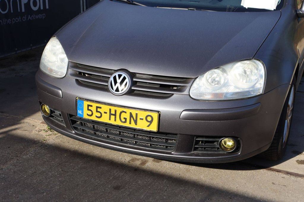 Passenger car Volkswagen Golf Diesel 140hp 2008