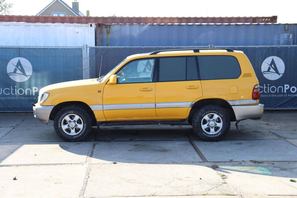 SUV Toyota Land Cruiser Diesel 204 PS 2001