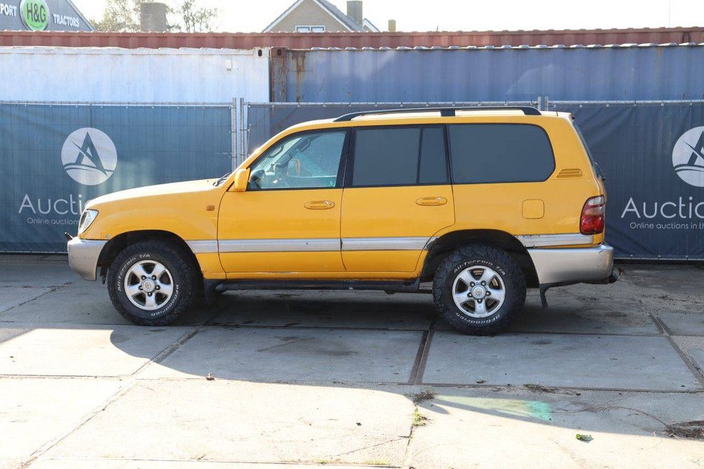 SUV Toyota Land Cruiser Diesel 204 PS 2001