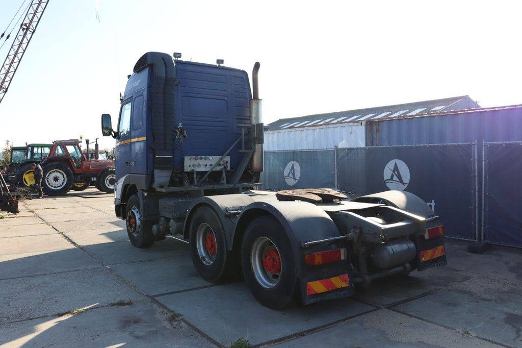 Fahrgestell mit Fahrerhaus Volvo FH12 460 Globetrotter Diesel 460 PS 2003