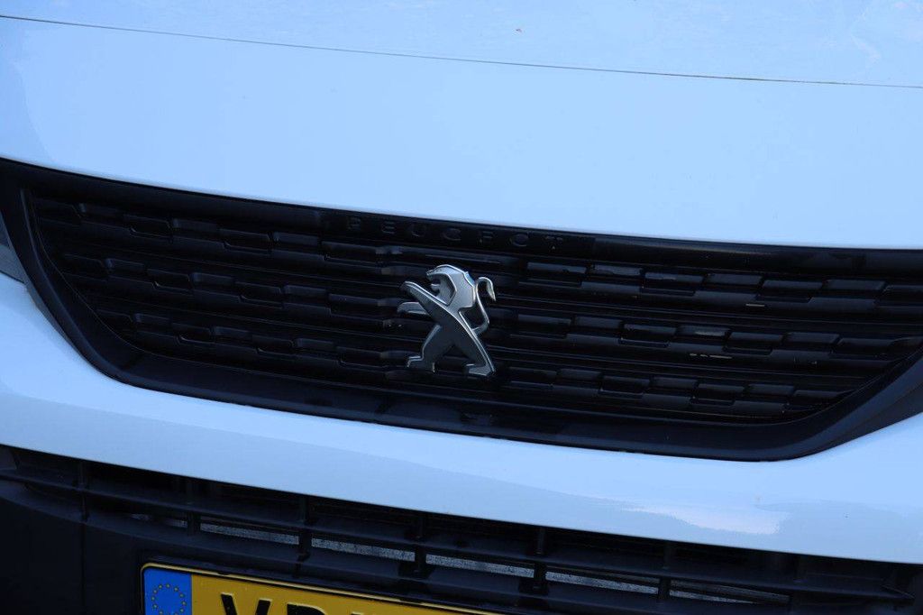 Peugeot Partner Diesel 75 PS Van 2019