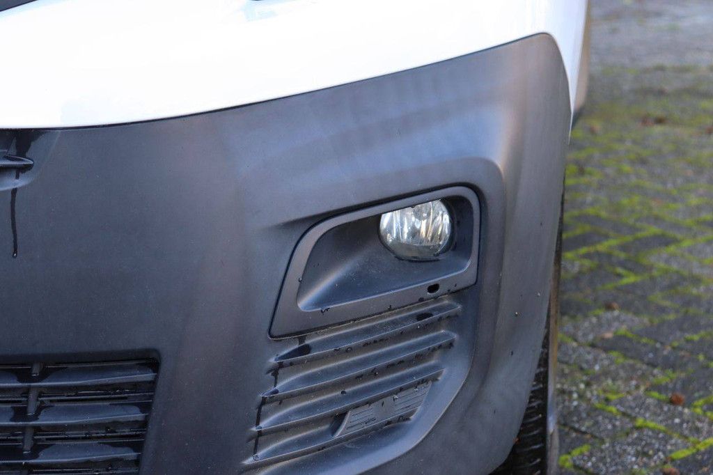 Peugeot Partner Diesel 75 PS Van 2019