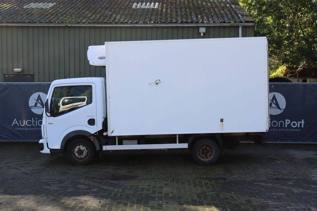 Refrigerated truck Renault Maxity Diesel 131hp 2008