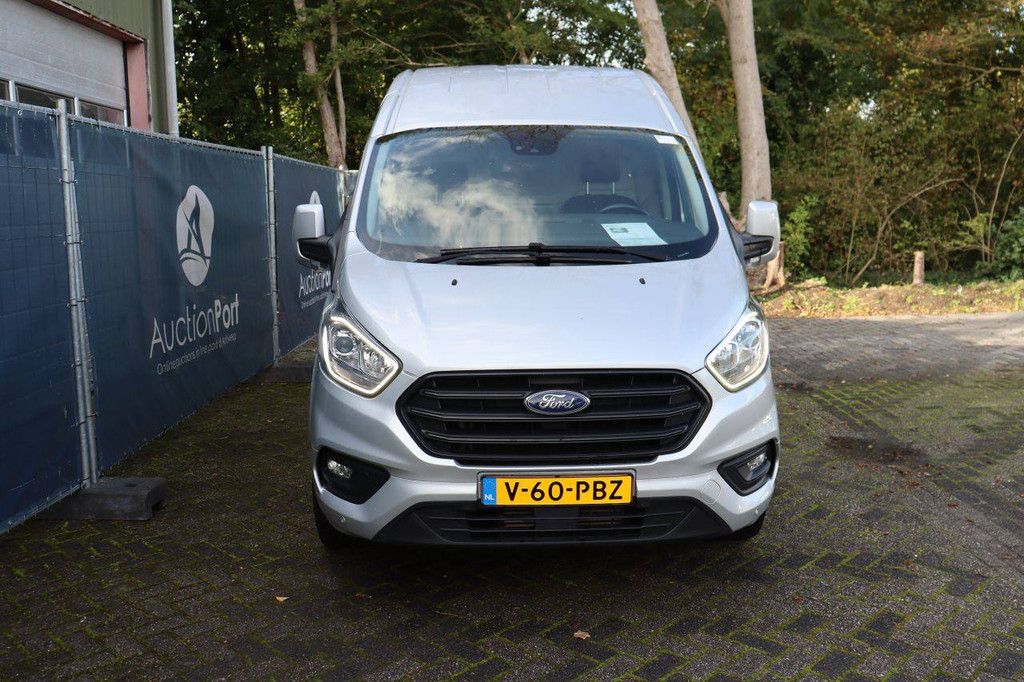 Ford Transit Custom Diesel 170 PS Transporter 2023