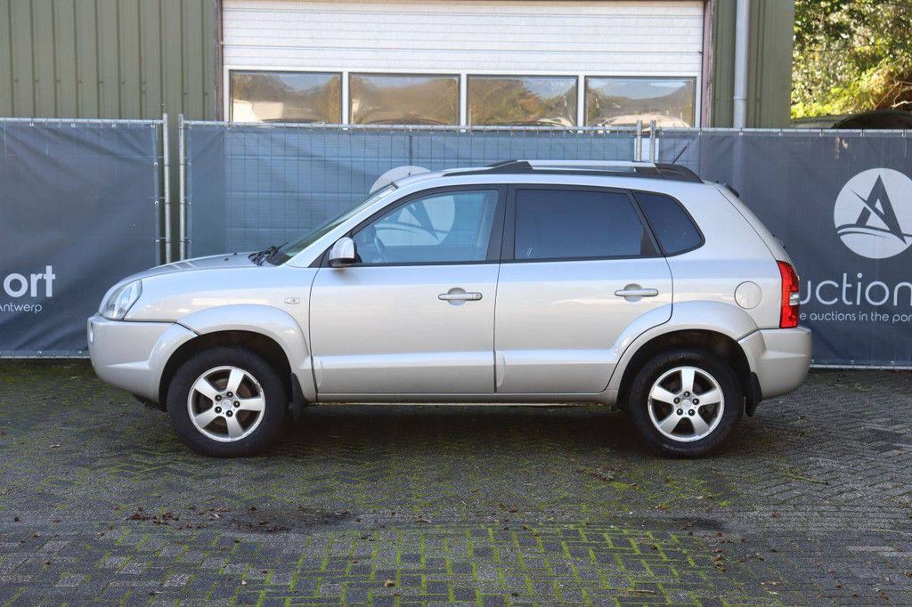 SUV Hyundai Tucson Diesel 136hp 2008 (Margin)