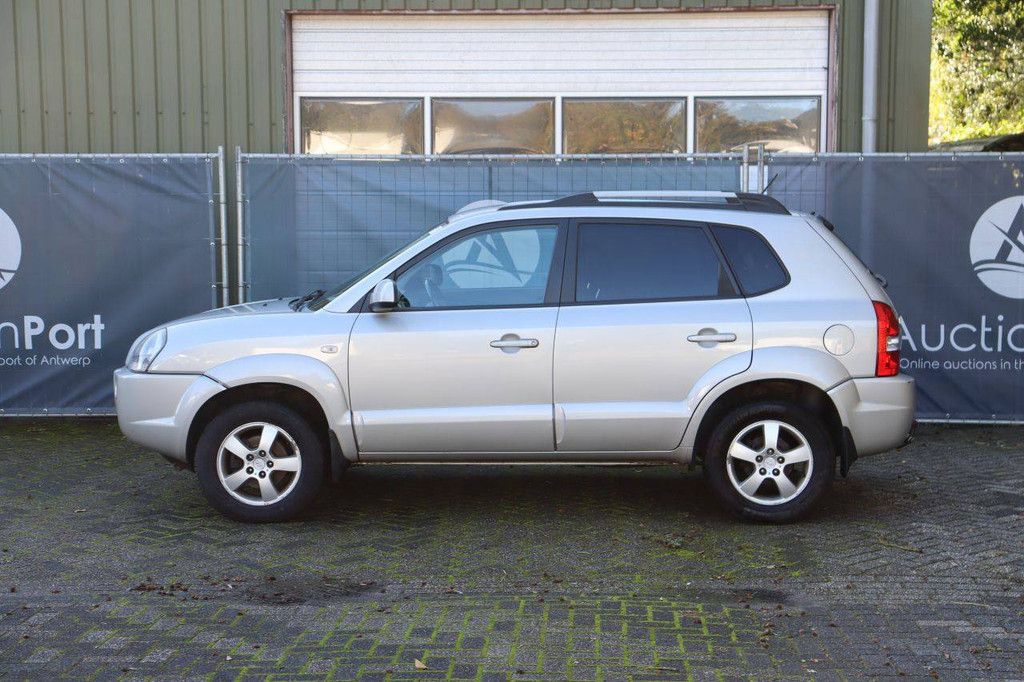 SUV Hyundai Tucson Diesel 136hp 2008 (Margin)