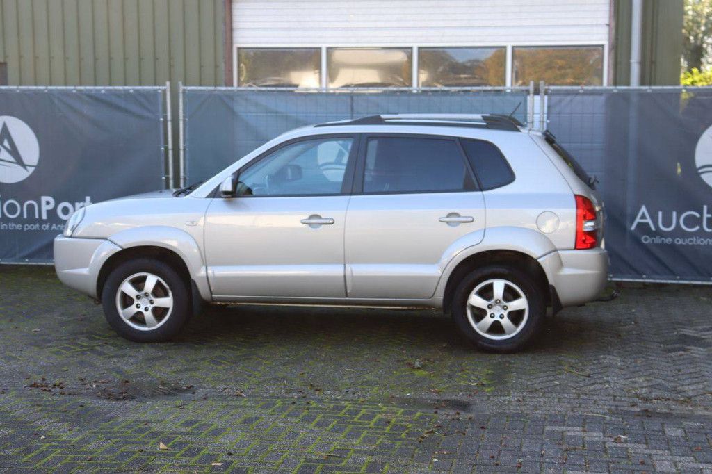SUV Hyundai Tucson Diesel 136hp 2008 (Margin)