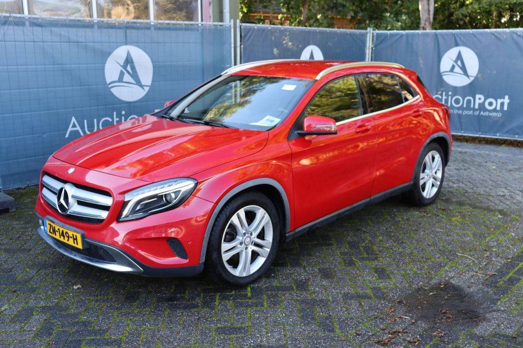 SUV Mercedes-Benz GLA 200D Diesel 136pk 2017 (Marge)