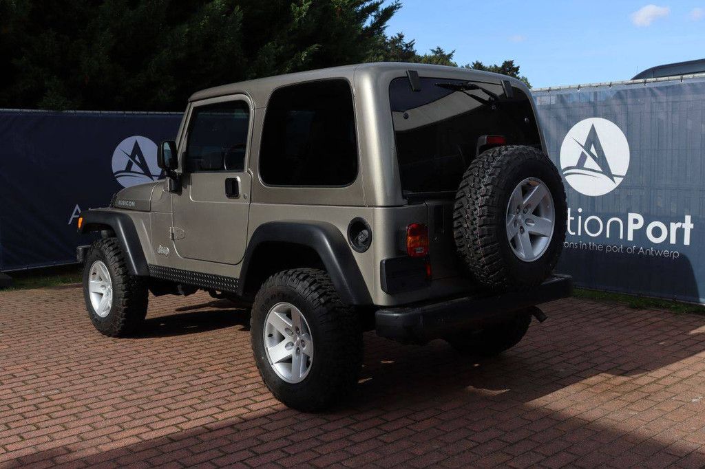 SUV Jeep Wrangler 4.0 Automatic Rubicon Gasoline 2005