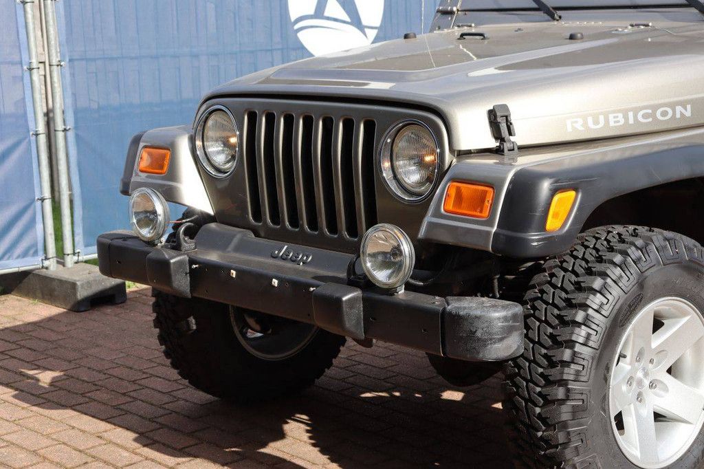 SUV Jeep Wrangler 4.0 Automatic Rubicon Gasoline 2005