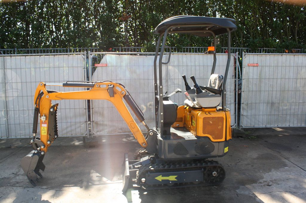 Minibagger 15G Diesel 7kW 2026 Demo
