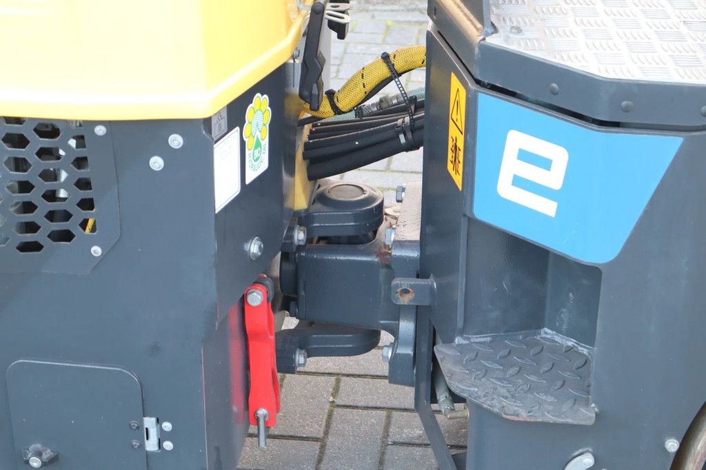 Bomag BW 100 ADe-5 FULL ELECTRIC | DEMO | LOW HOURS | CC2 | FULL ELECTRIC