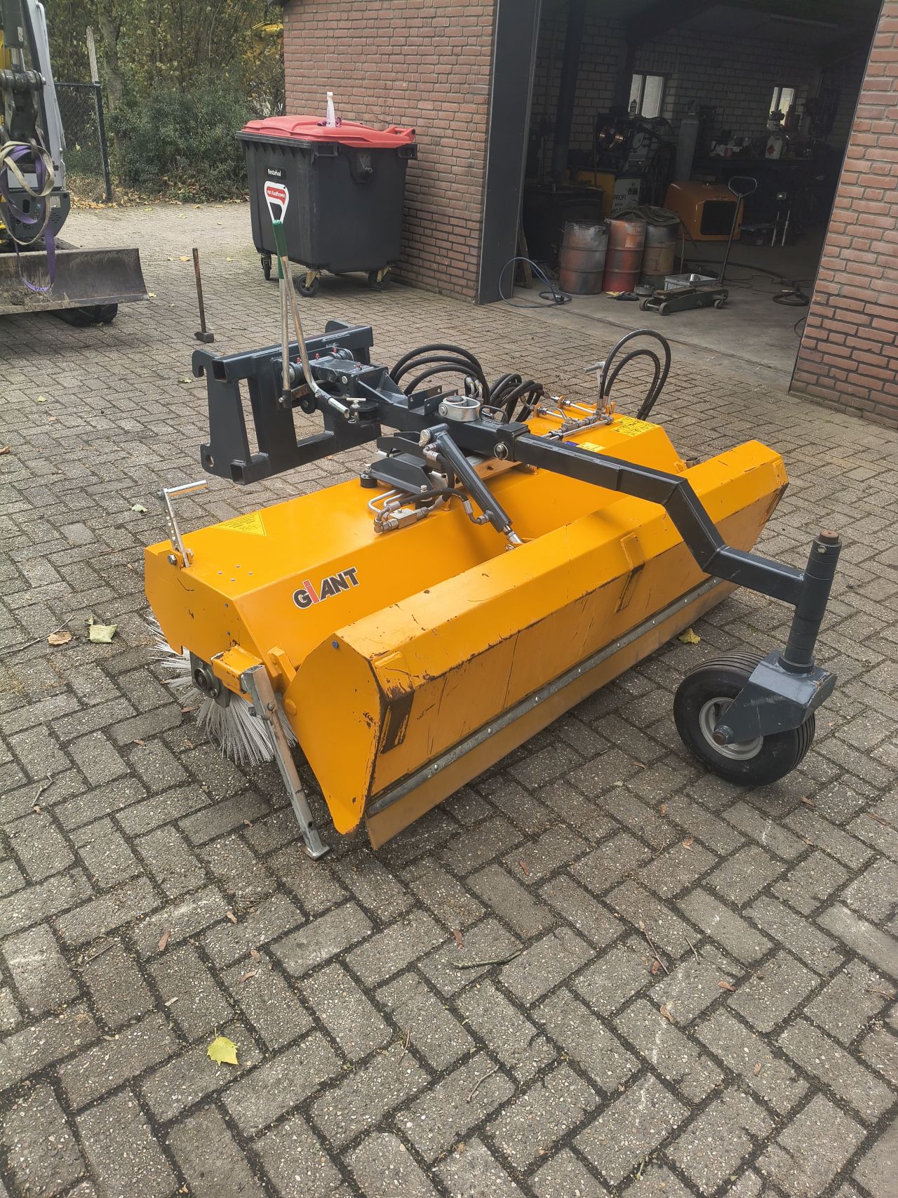Veegmachine giant aansluiting shovel hydraulisch 2025