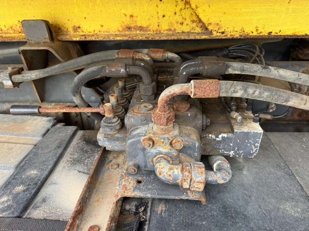 Renault Kerax **340-MANUAL PUMP-FULL STEEL SUSPENSION**