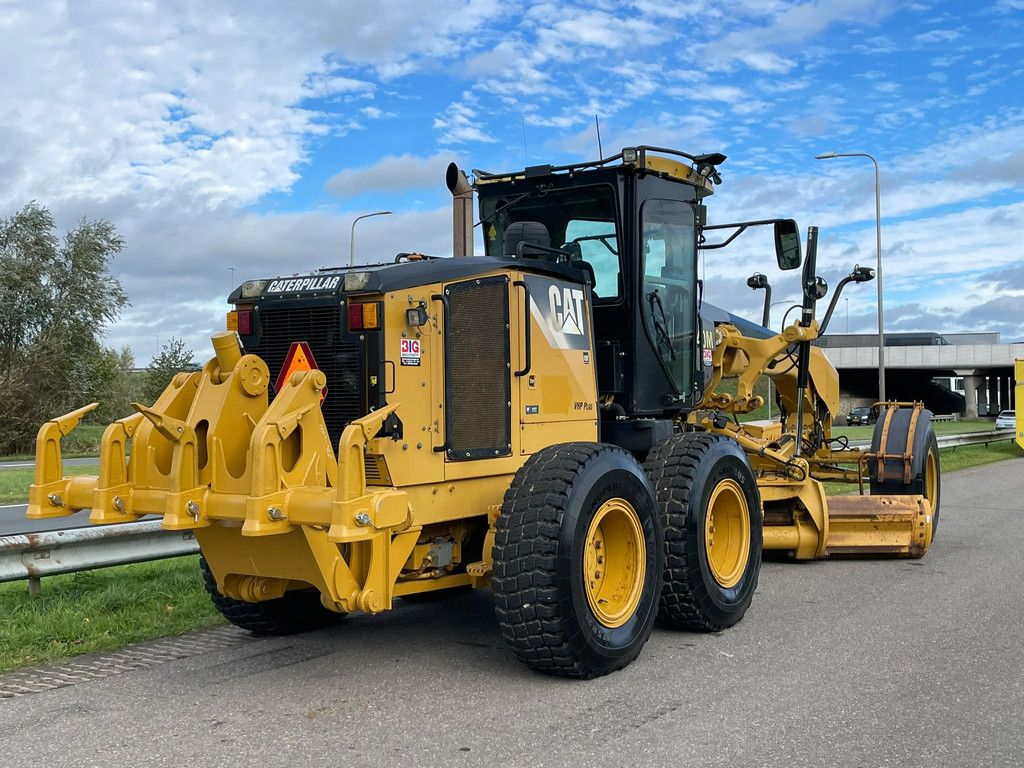 Caterpillar 140M