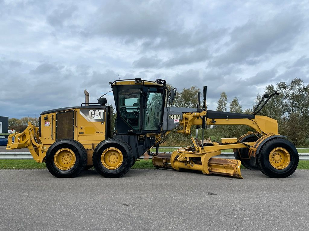 Caterpillar 140M