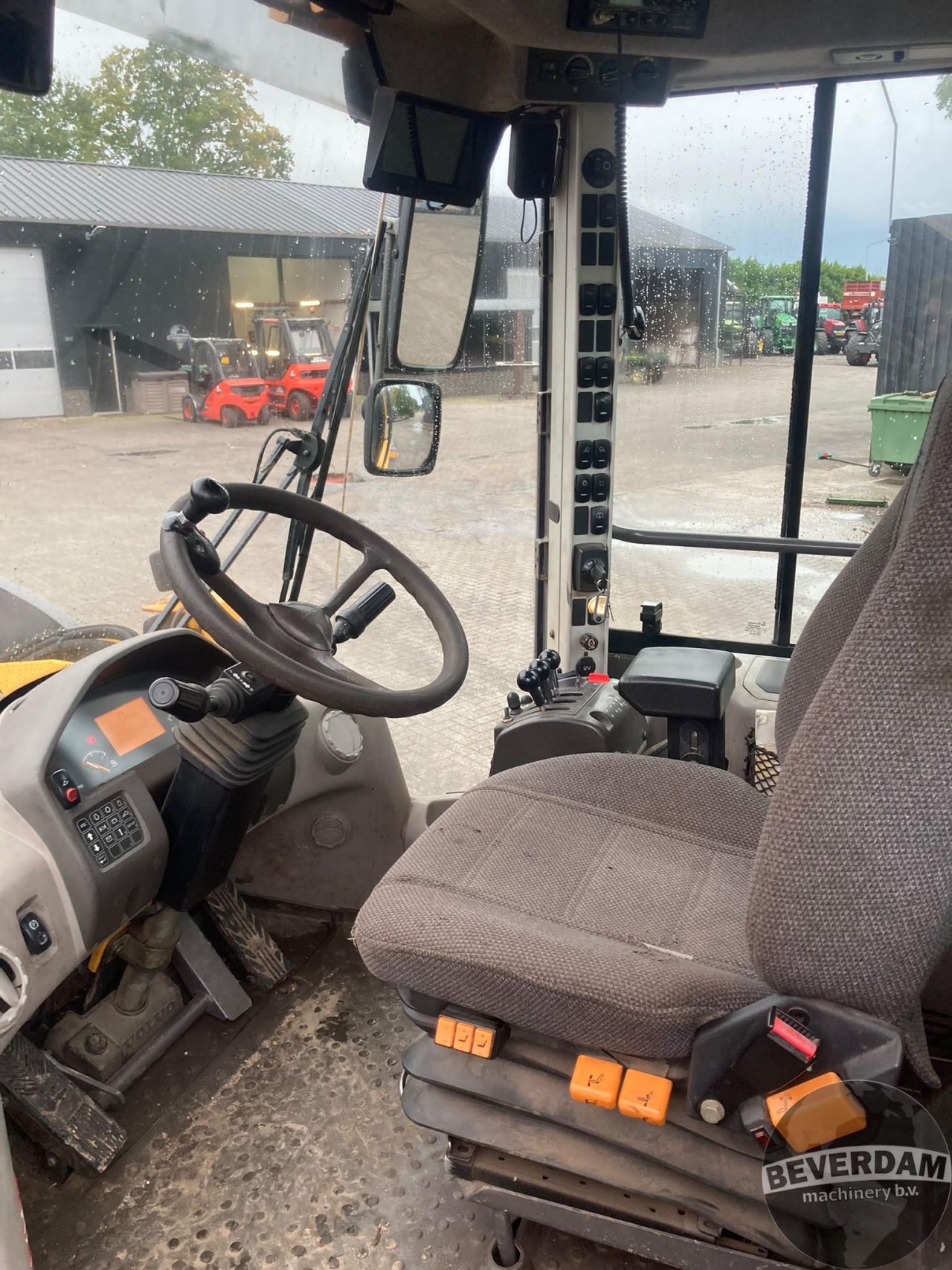 Volvo L60F