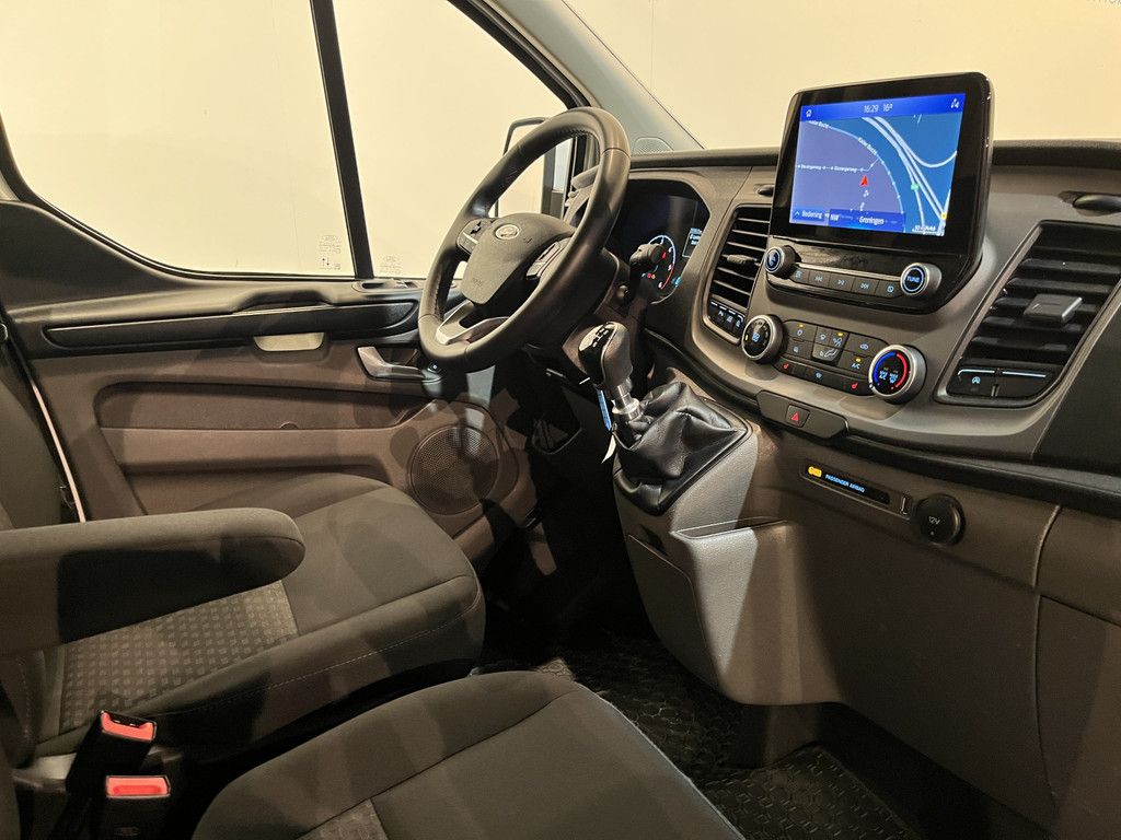 Ford Transit Custom 300 2.0 TDCI L2H1 Trend / Servicebus / Bott Inrichting / Euro 6 / Airco / CarPlay / Camera / Cruise Control / Navigatie / 3-Zits / 74.000 KM !!