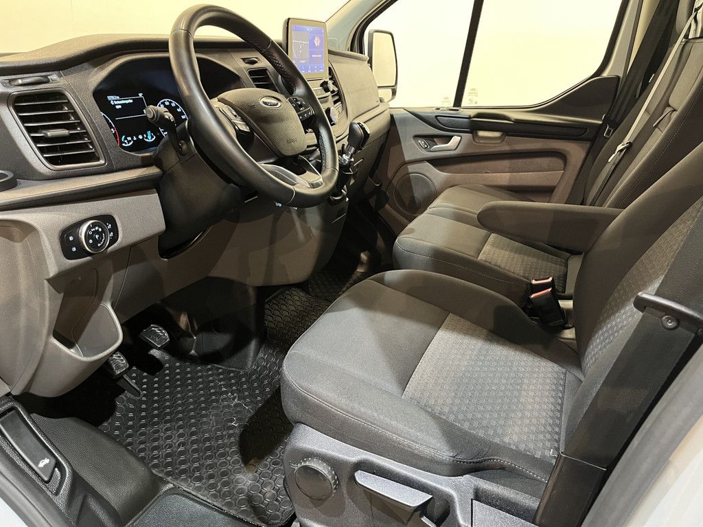 Ford Transit Custom 300 2.0 TDCI L2H1 Trend / Servicebus / Bott Inrichting / Euro 6 / Airco / CarPlay / Camera / Cruise Control / Navigatie / 3-Zits / 74.000 KM !!