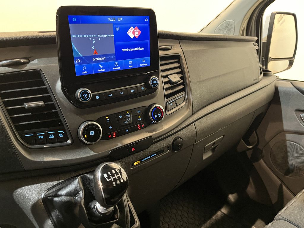Ford Transit Custom 300 2.0 TDCI L2H1 Trend / Servicebus / Bott Inrichting / Euro 6 / Airco / CarPlay / Camera / Cruise Control / Navigatie / 3-Zits / 74.000 KM !!