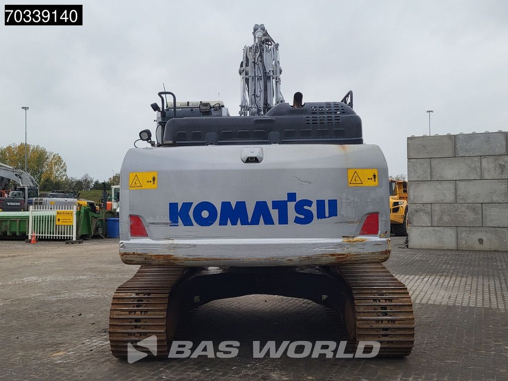 Komatsu PC240 LC-11