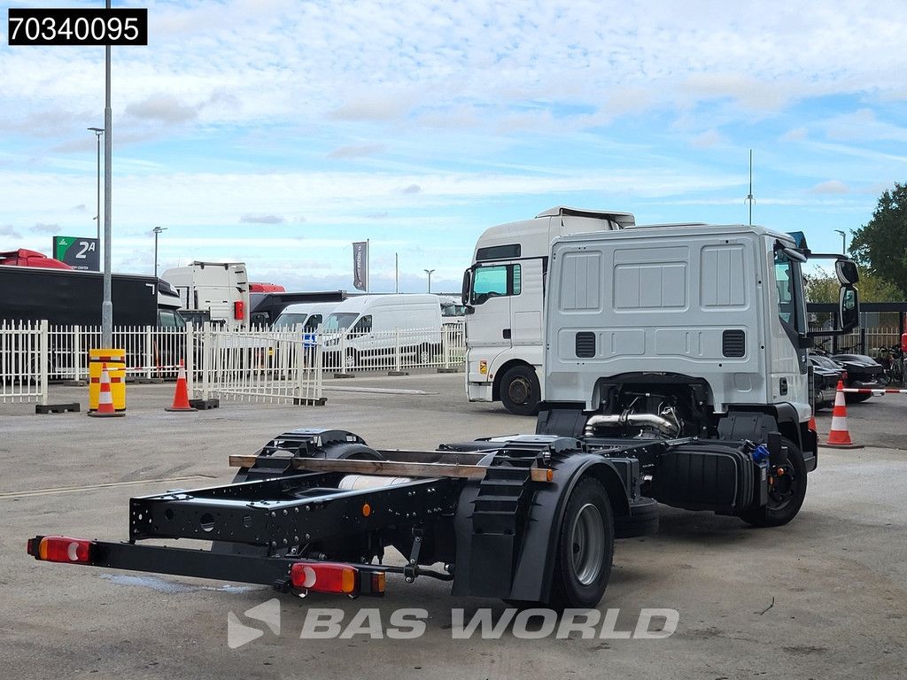Iveco Eurocargo 80E21 4X2 NEW! 8 tons chassis 4200mm wheelbase Automatic Airco Euro 6