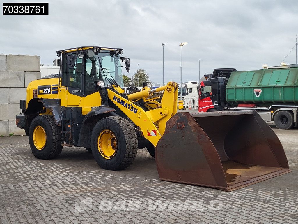 Komatsu WA270 -8E0 Quick Coupler