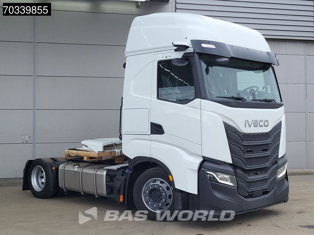 Iveco S-Way 500 4X2 NEW! MEGA Retarder 2x tanks Standklima ACC NAVI LED