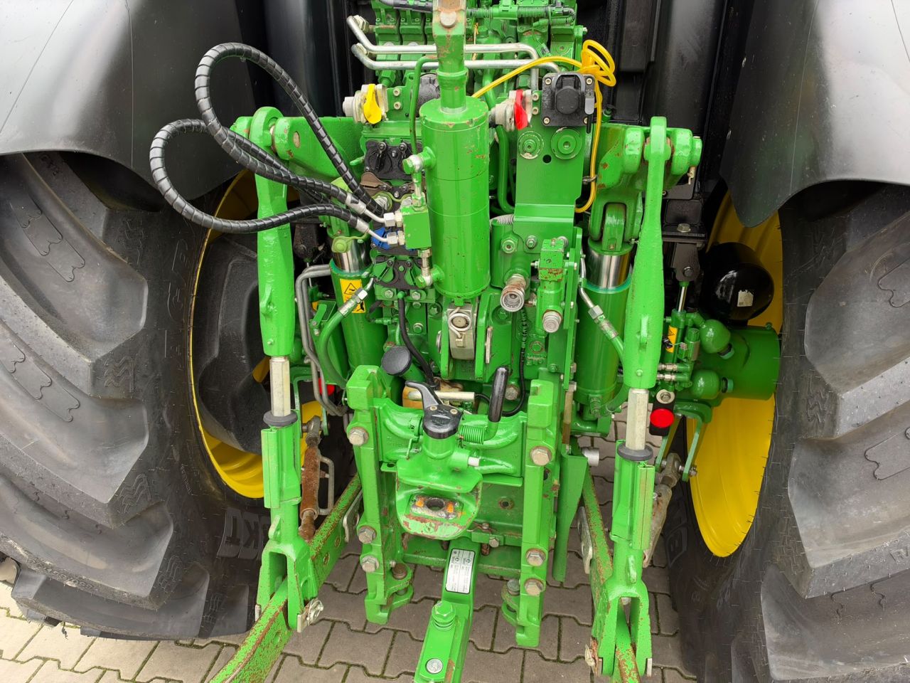 John Deere 6155R AP
