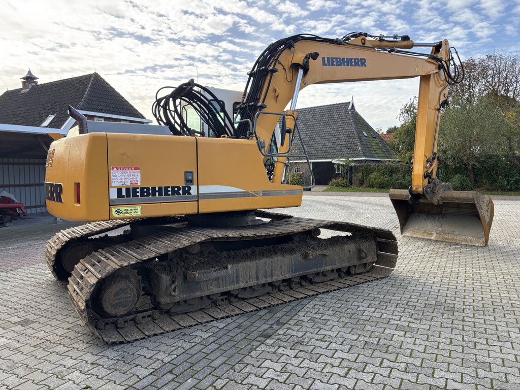 Liebherr R904 HDSL Litronic. Hydr-Snelwissel met Bak.