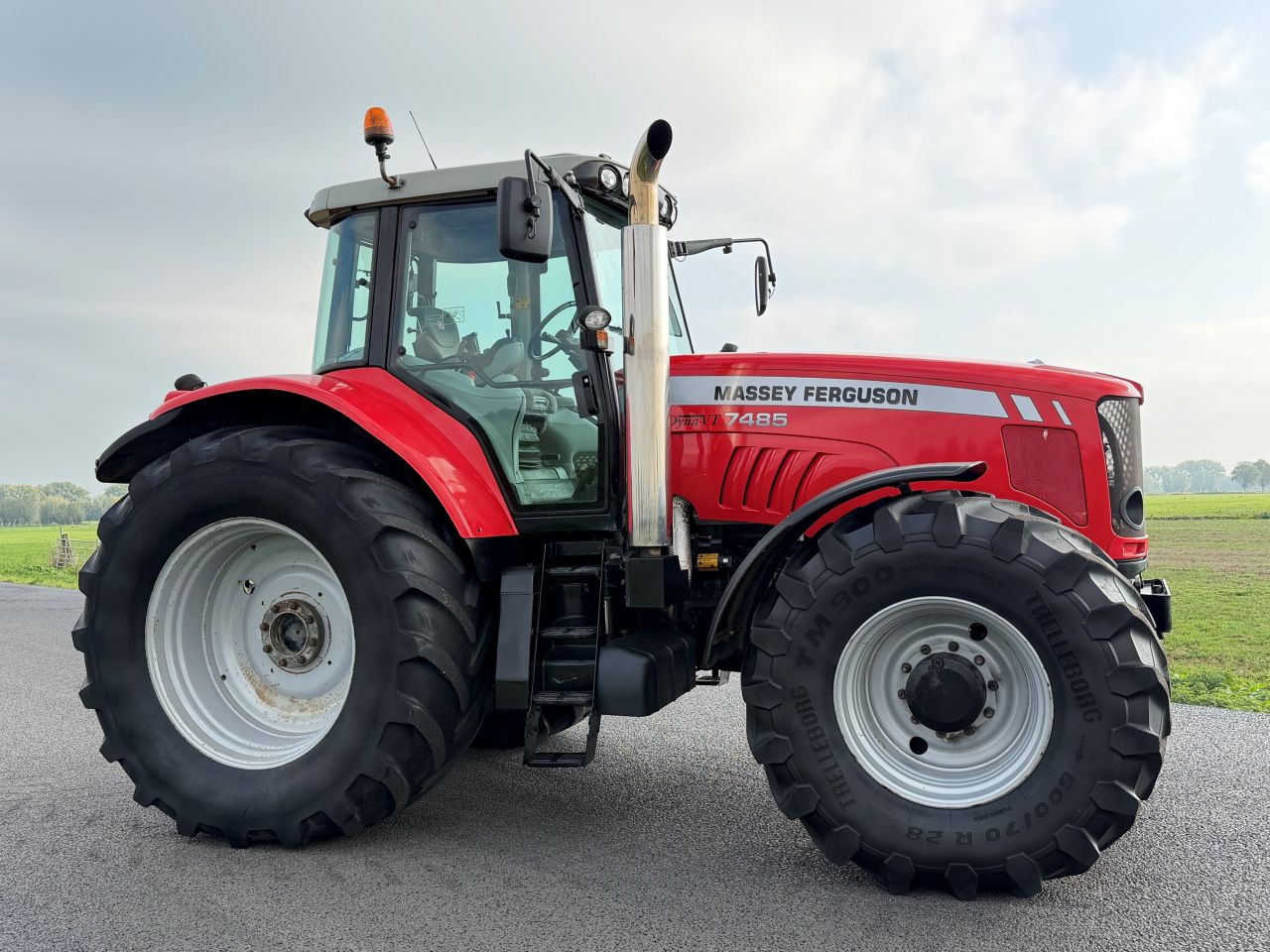Massey Ferguson 7485 Dyna-VT