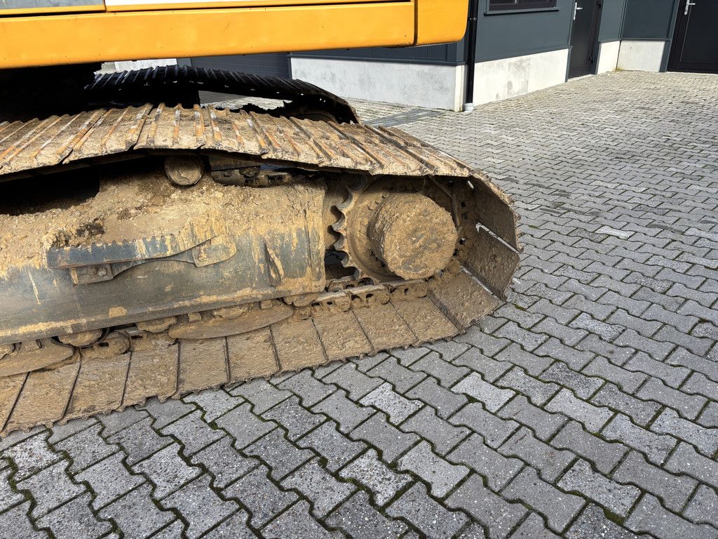 Liebherr R904 HDSL Litronic. Hydr-Snelwissel met Bak.