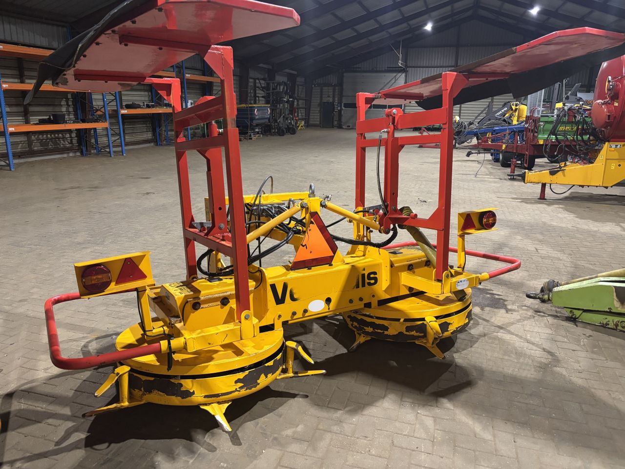 Diverse landbouwmachines