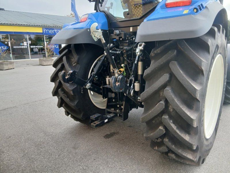 New Holland T6.145 EC STAGE V