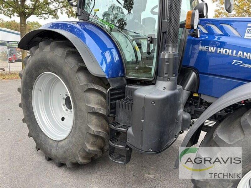 New Holland T 7.225 AUTO COMMAND