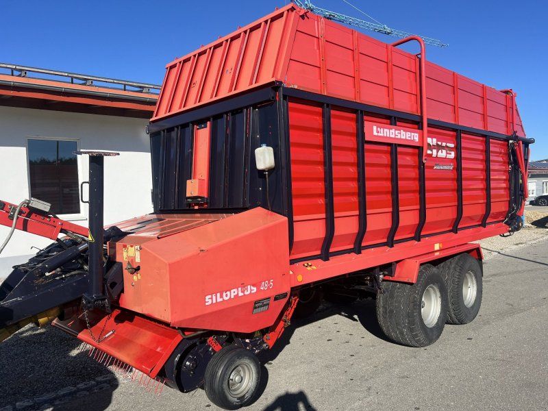 Landsberg Siloplus 48-5 ein großer Schwingen-Ladewagen ähnlich Pötting