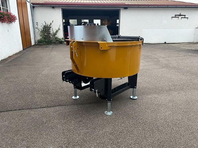 Mammut Betonmischer TM 150 Zwangsmischer für Traktor Lader Bagger