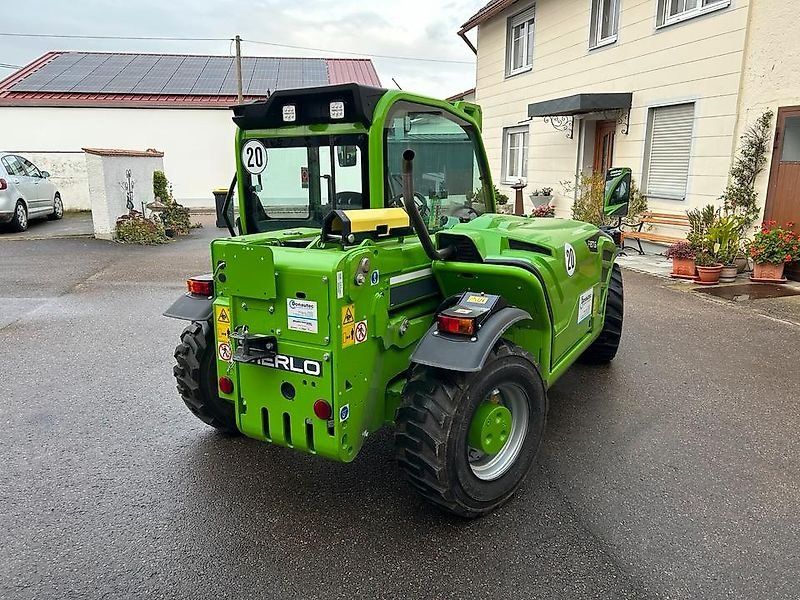 Merlo P27.6 Plus  Radlader  Hoflader