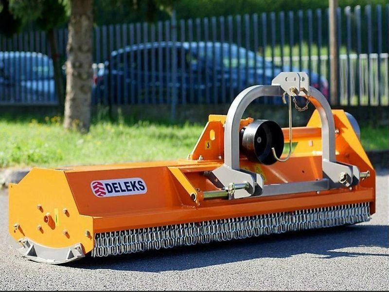 Deleks Puma-160 Schlegelmulcher Seitenverstellbar Mähwerk