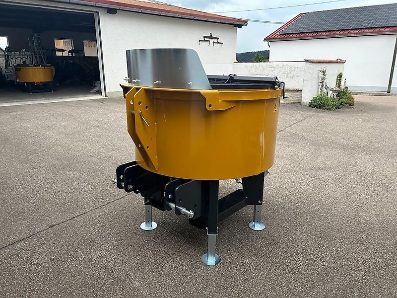 Mammut Betonmischer TM 125 Zwangsmischer für Traktor Lader Bagger