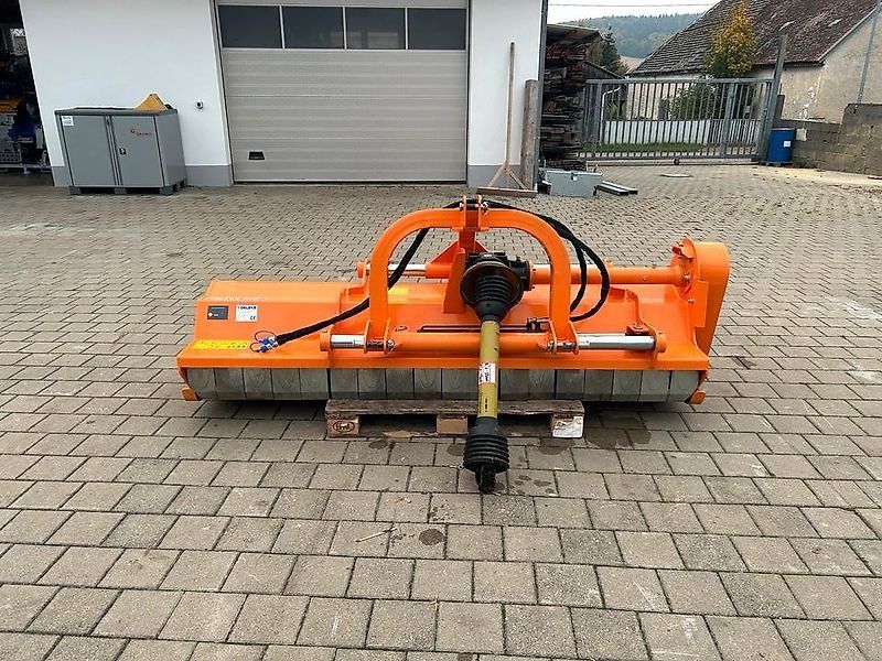 Deleks TORO-240 schwere Ausführung Böschungs