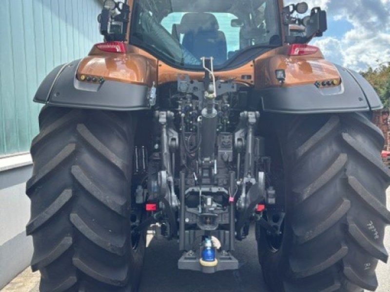 Valtra Q305 1A9