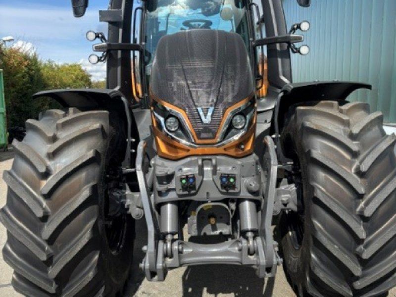 Valtra Q305 1A9