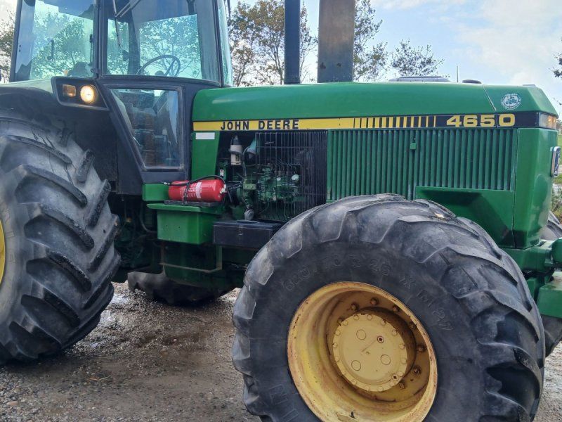 John Deere 4650