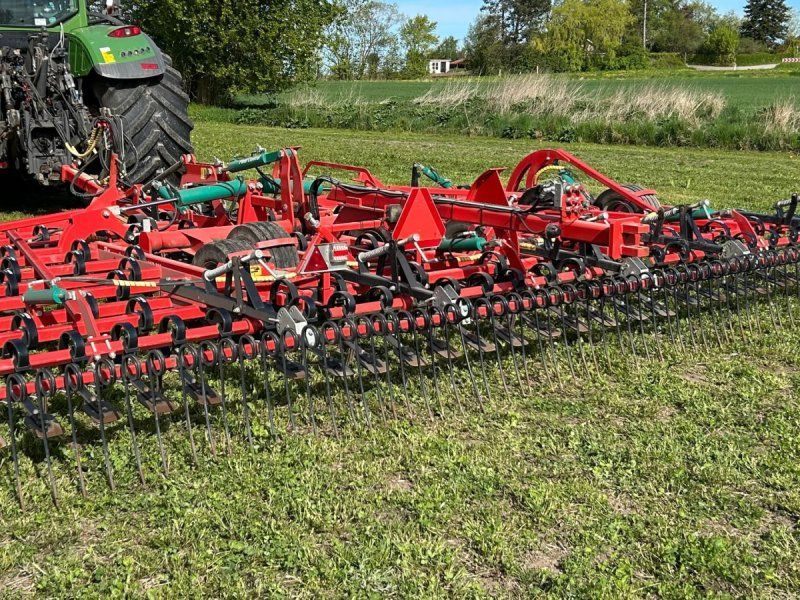 Kverneland Tiger 700