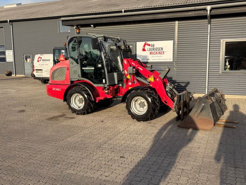 Weidemann 2080 RL40 med skovl og gafler