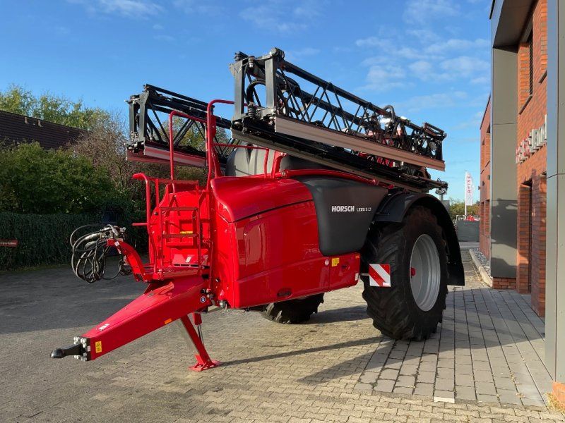 Horsch LEEB 5 LT, 27 Meter