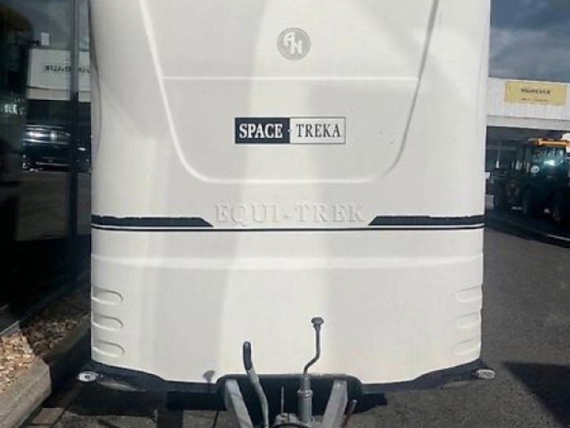 EQUI TREK SPACE TREKA L 2 Pferde Vollpoly 2,6t.