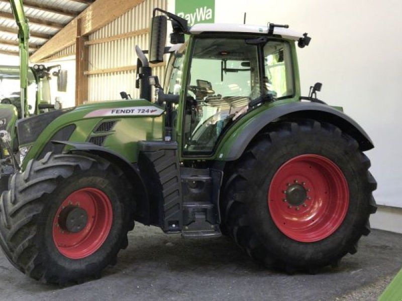 Fendt 724 VARIO S4 PROFI PLUS